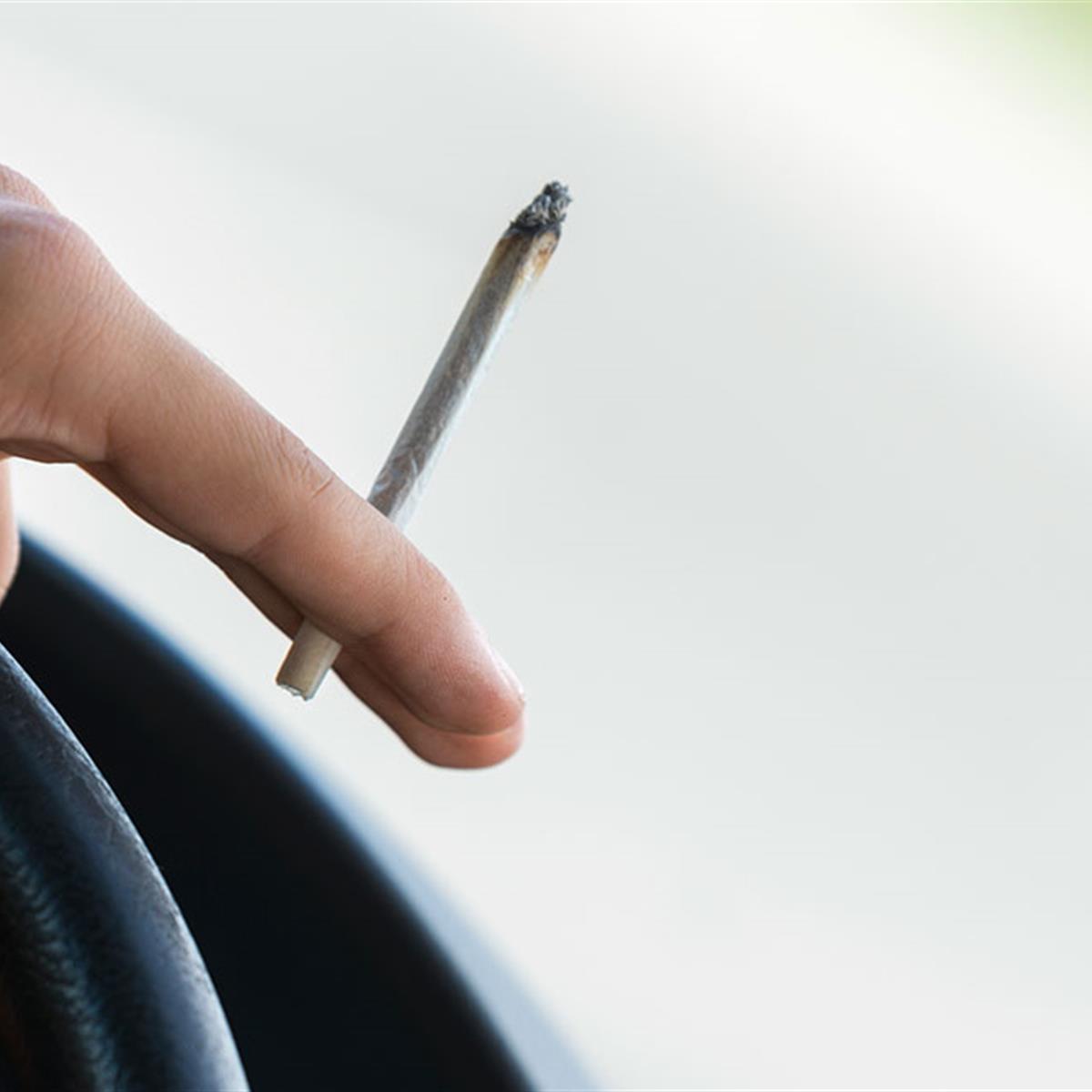 Driving While High: Why Marijuana and Driving are a Dangerous Mix -  HealthyChildren.org