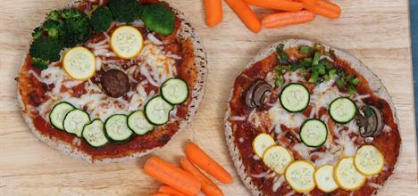 Recipe: Smiling Faces Whole Wheat Pita Pizzas