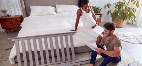 Sabes cuál es el colchón de cuna más seguro para los bebés?