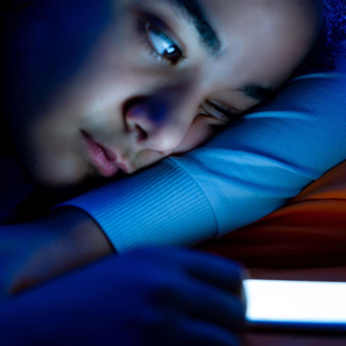 1200px x 1200px - My teen is having more trouble falling asleep at night lately. How can I  help? - HealthyChildren.org